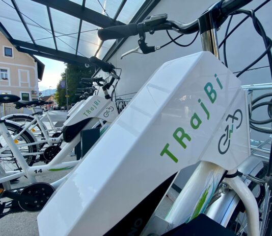 𝗧𝗥𝗮𝗷𝗕𝗶 𝗻𝗮 𝘇𝗶𝗺𝘀𝗸𝗲𝗺 𝗽𝗼𝗰̌𝗶𝘁𝗸𝘂