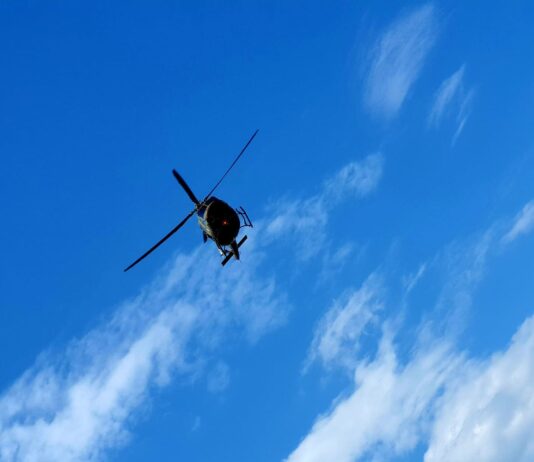 Pri prometni nesreči potreben helikopterski prevoz