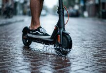 Dve nesreči z električnim skirojem